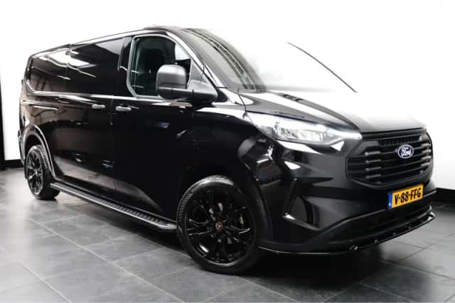 Ford Transit Custom (2024) thumbnail 3