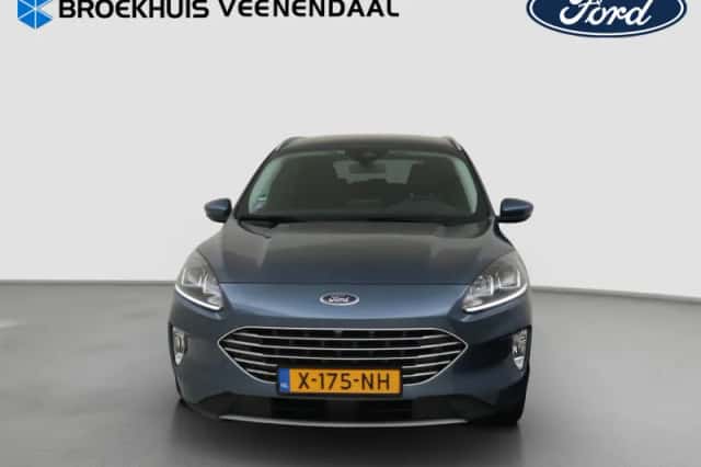 Ford Kuga (2023) thumbnail 6