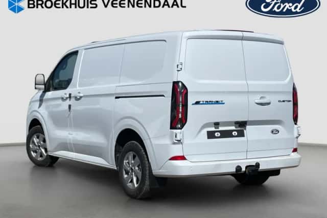 Ford E-Transit (2026) thumbnail 3