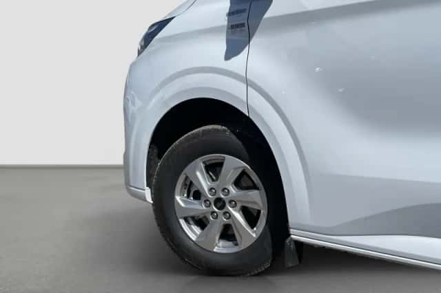 Ford E-Transit (2026) thumbnail 6