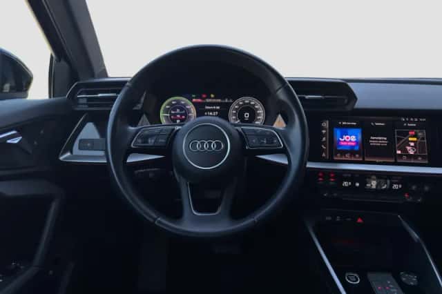 Audi A3 (2021) thumbnail 2