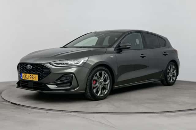 Ford Focus (2024) thumbnail 1