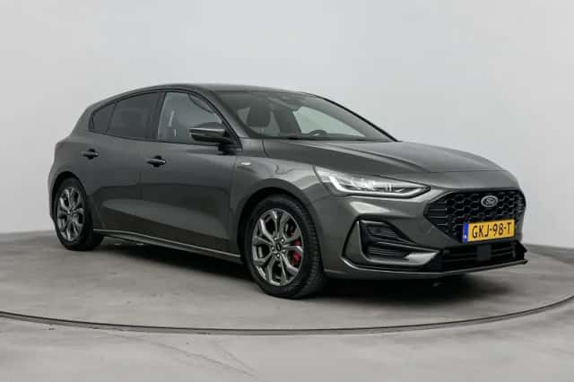 Ford Focus (2024) thumbnail 4