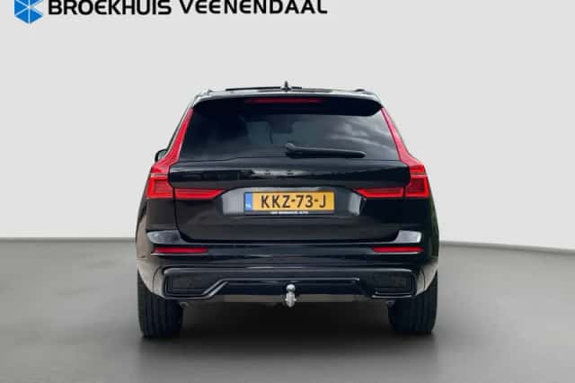 Volvo XC60 (2023) thumbnail 4