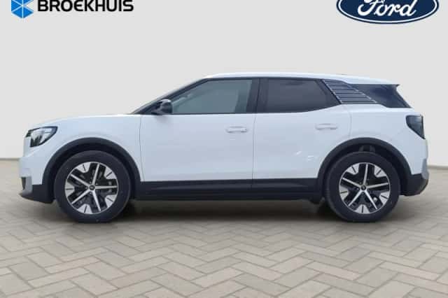 Ford Explorer (2025) thumbnail 2