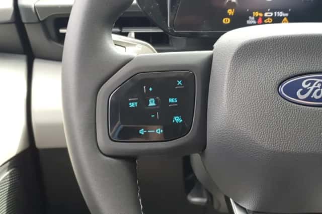 Ford Explorer (2025) thumbnail 13