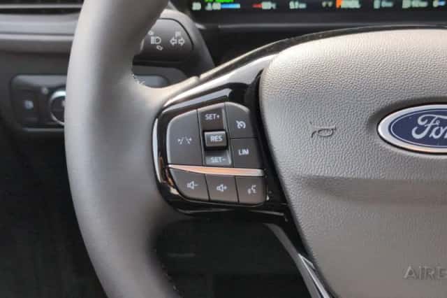 Ford Kuga (2025) thumbnail 12
