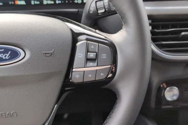Ford Kuga (2025) thumbnail 13