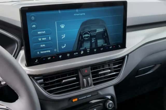 Ford Kuga (2025) thumbnail 18