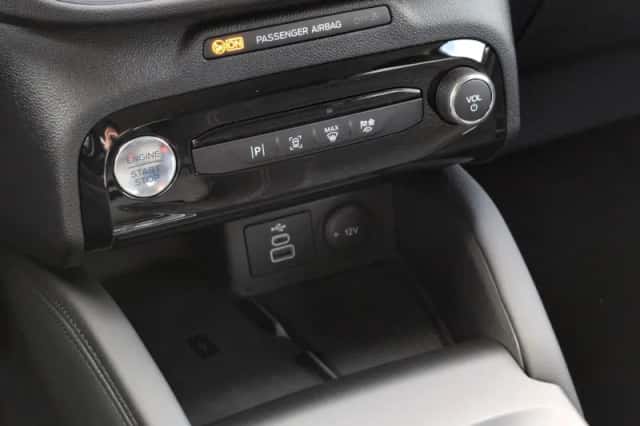 Ford Kuga (2025) thumbnail 23