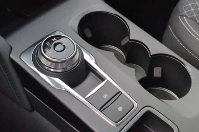 Ford Kuga (2025) thumbnail 25