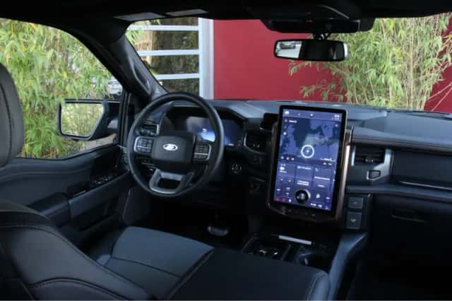 Ford F-150 (2022) thumbnail 3