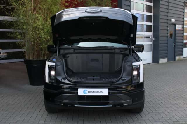 Ford F-150 (2022) thumbnail 8