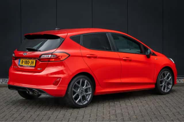 Ford Fiesta (2022) thumbnail 2