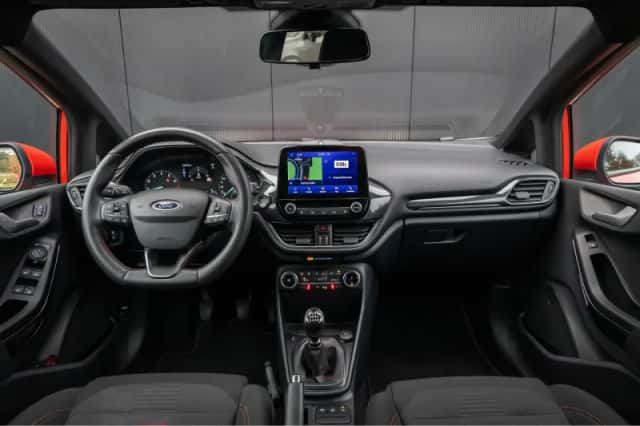 Ford Fiesta (2022) thumbnail 3