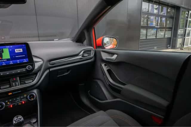 Ford Fiesta (2022) thumbnail 26