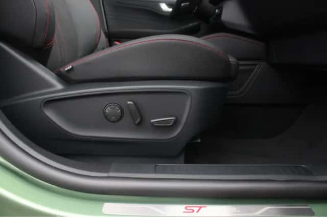Ford Kuga (2025) thumbnail 22