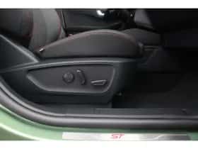 Ford Kuga (2025) thumbnail 22