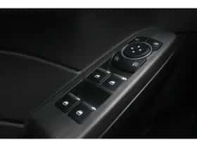 Ford Kuga (2025) thumbnail 42