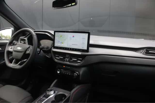 Ford Kuga (2025) thumbnail 33
