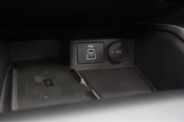 Ford Kuga (2025) thumbnail 44