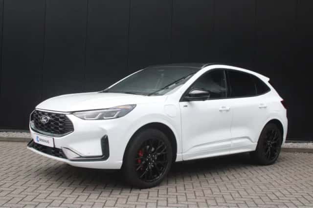 Ford Kuga (2025) thumbnail 1