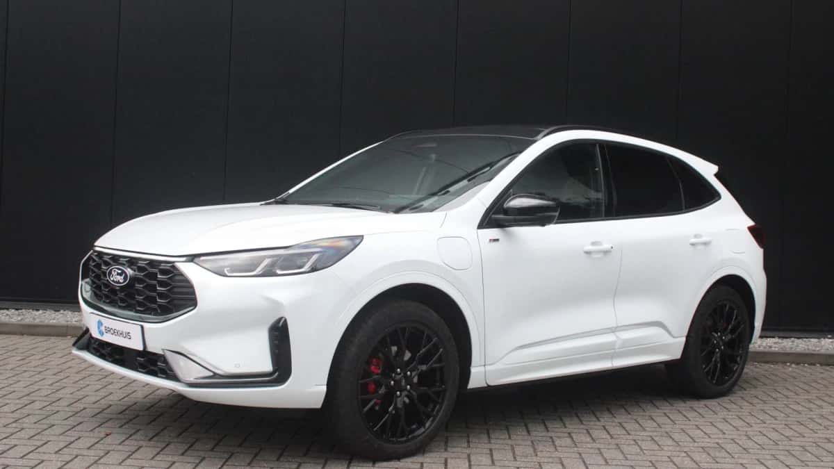Ford Kuga (2025) — foto 1