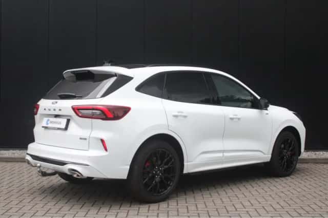 Ford Kuga (2025) thumbnail 2
