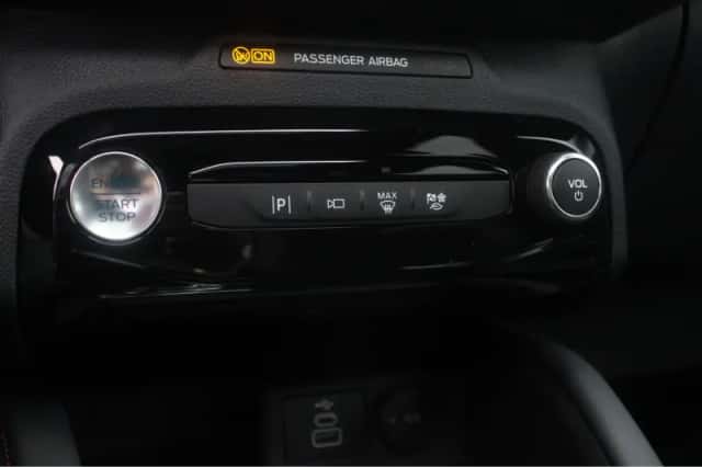 Ford Kuga (2025) thumbnail 40