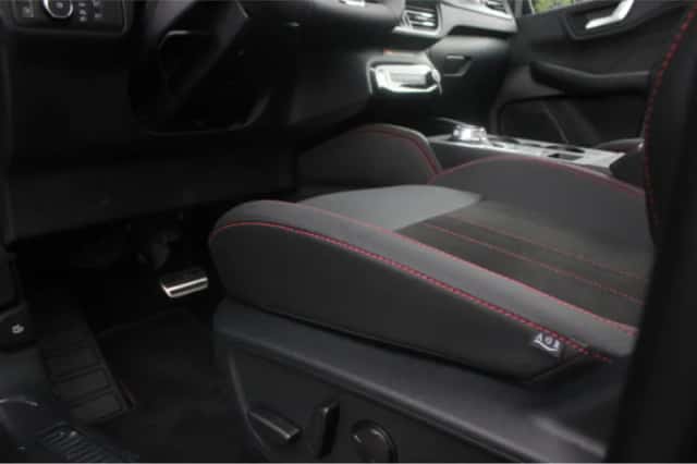 Ford Kuga (2025) thumbnail 17