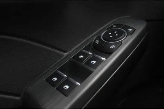 Ford Kuga (2025) thumbnail 39