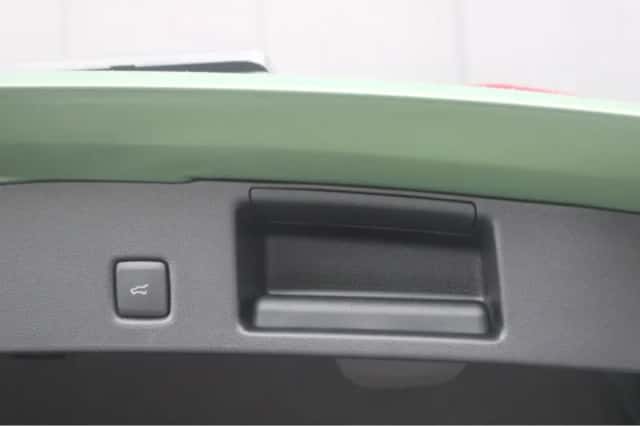 Ford Kuga (2025) thumbnail 10