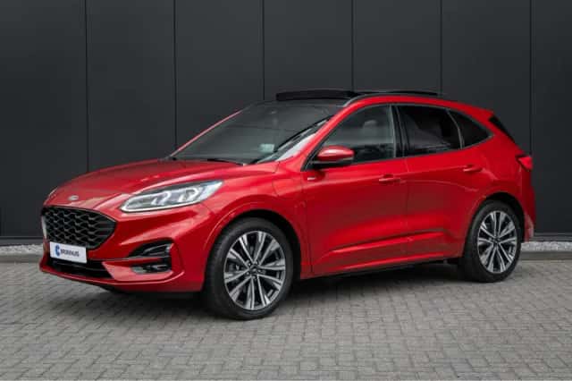 Ford Kuga (2021) thumbnail 1