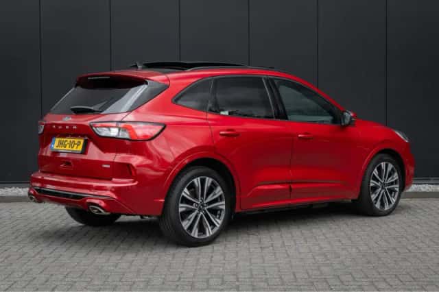 Ford Kuga (2021) thumbnail 2