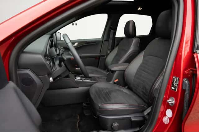 Ford Kuga (2021) thumbnail 6