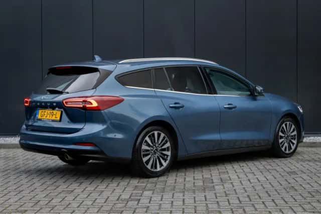 Ford Focus (2024) thumbnail 2