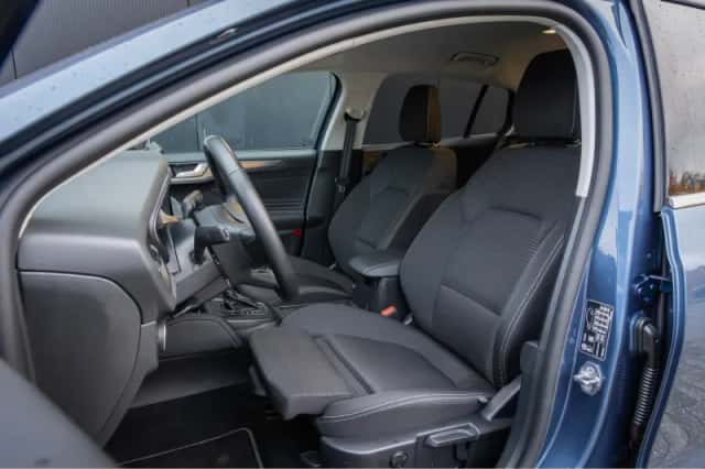 Ford Focus (2024) thumbnail 4