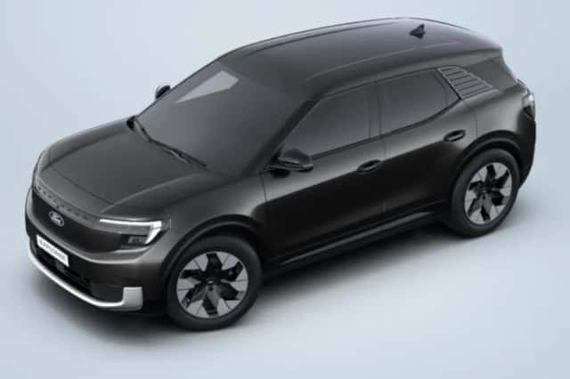 Ford Explorer (2025) thumbnail 1