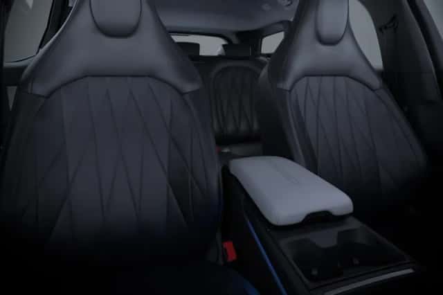 Ford Explorer (2025) thumbnail 7