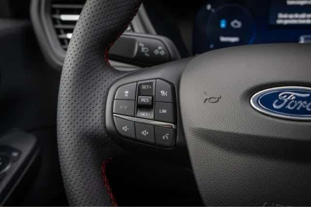Ford Kuga (2025) thumbnail 14