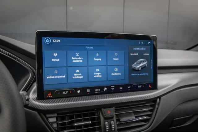 Ford Kuga (2025) thumbnail 17