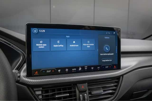 Ford Kuga (2025) thumbnail 21