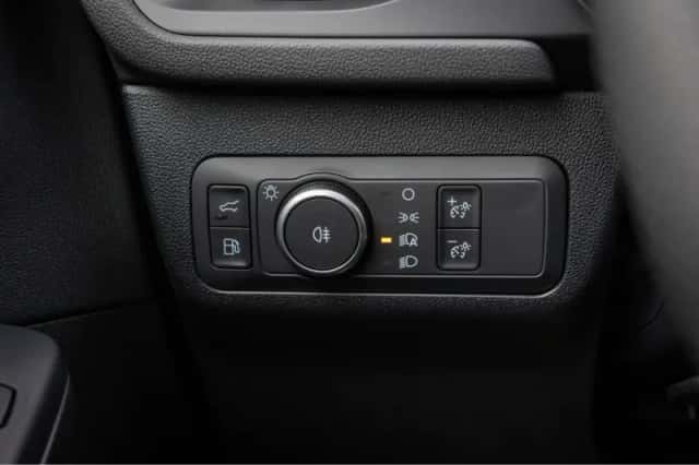 Ford Kuga (2025) thumbnail 26