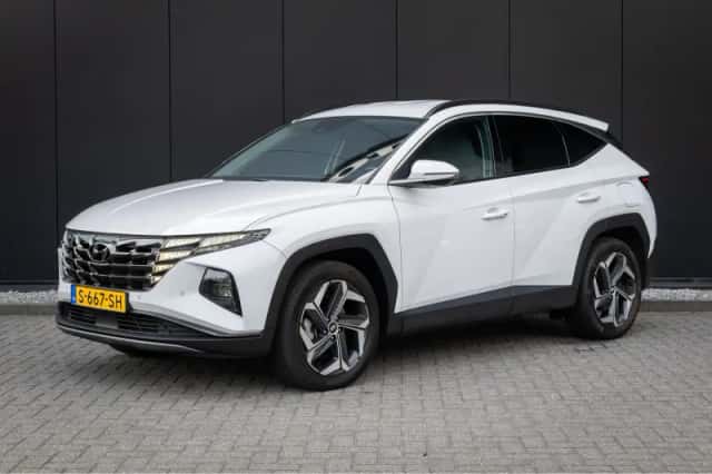 Hyundai Tucson (2023) thumbnail 1