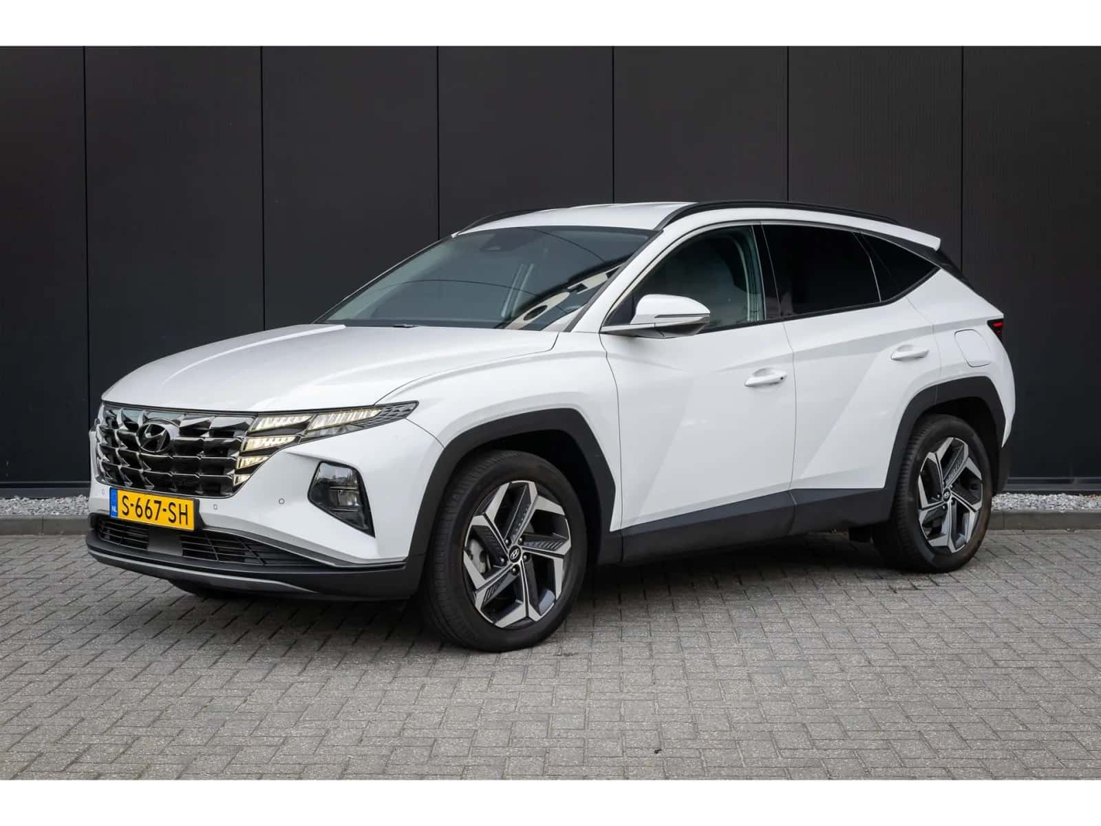 Hyundai Tucson (2023) — foto 1