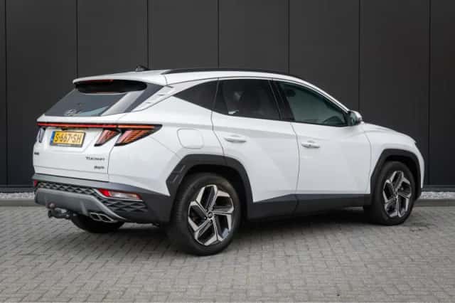 Hyundai Tucson (2023) thumbnail 2