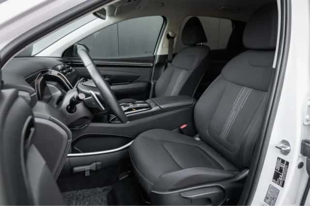 Hyundai Tucson (2023) thumbnail 4