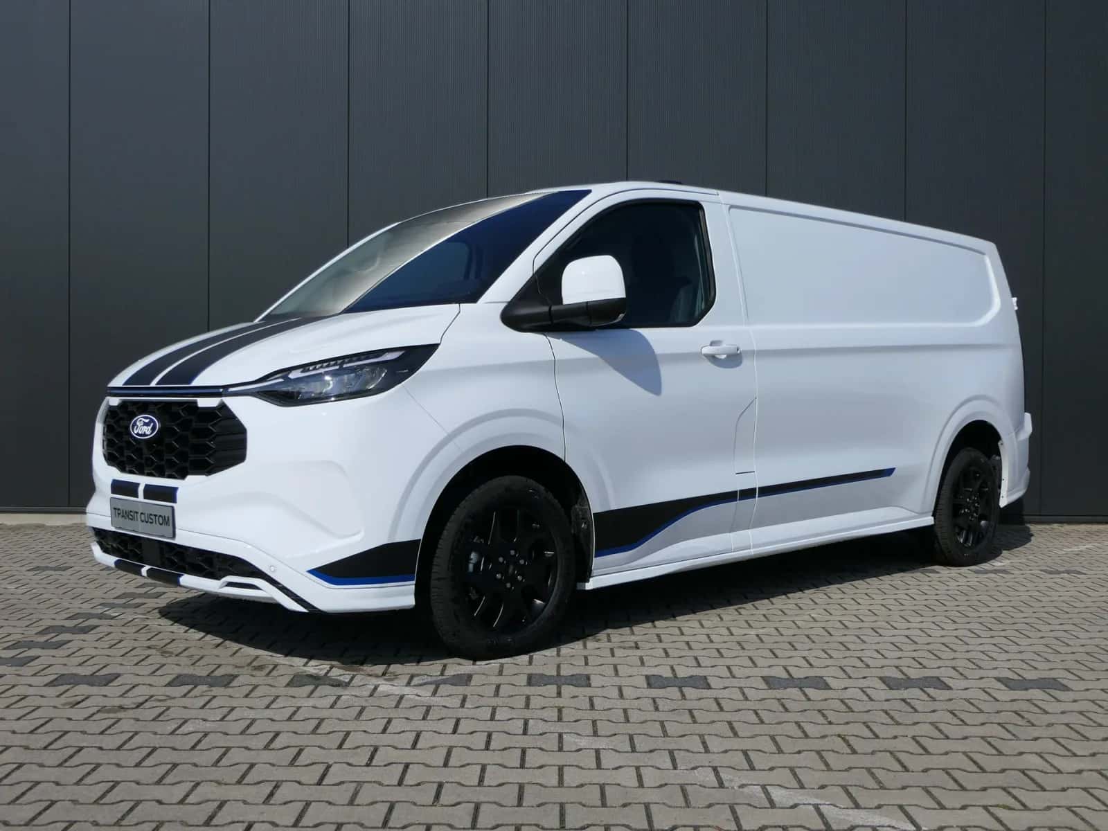 Ford Transit Custom (2025) — foto 1