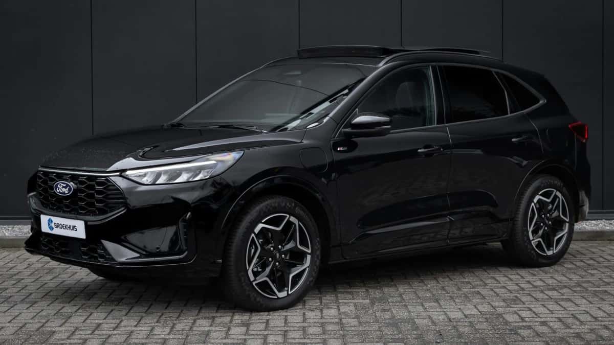 Ford Kuga (2025) — foto 1