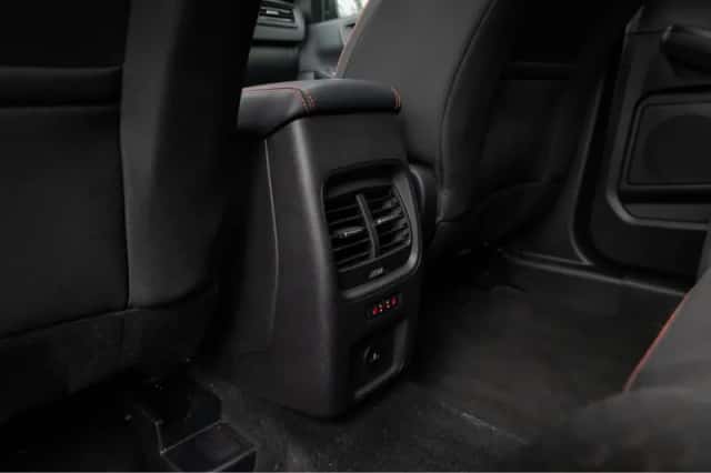 Ford Kuga (2025) thumbnail 13